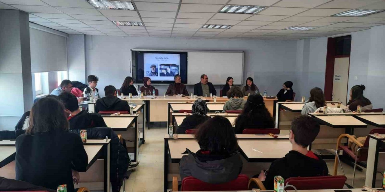 Kütahya Necip Fazıl Kısakürek Anadolu Lisesi’nde kitap söyleşisi