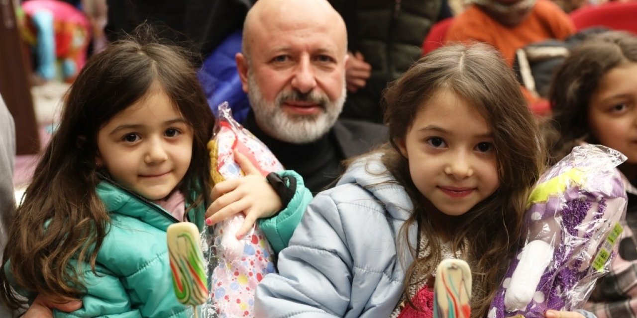 Kocasinan’da depremzede çocuklar, sinema keyfi yaşadı