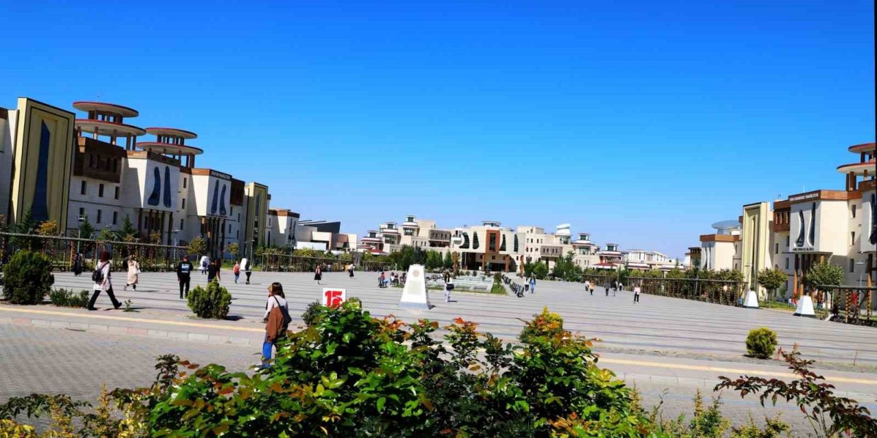 NEVÜ’de bahar dönemi uzaktan eğitimle devam edecek