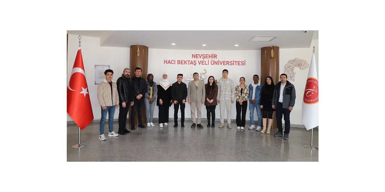 NEVÜ’lü yabancı uyruklu öğrencilerden Rektör Aktekin’e taziye ziyareti
