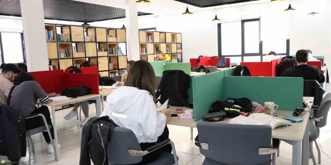 Karaman’da Genç Ofis gençlerin uğrak noktası oldu