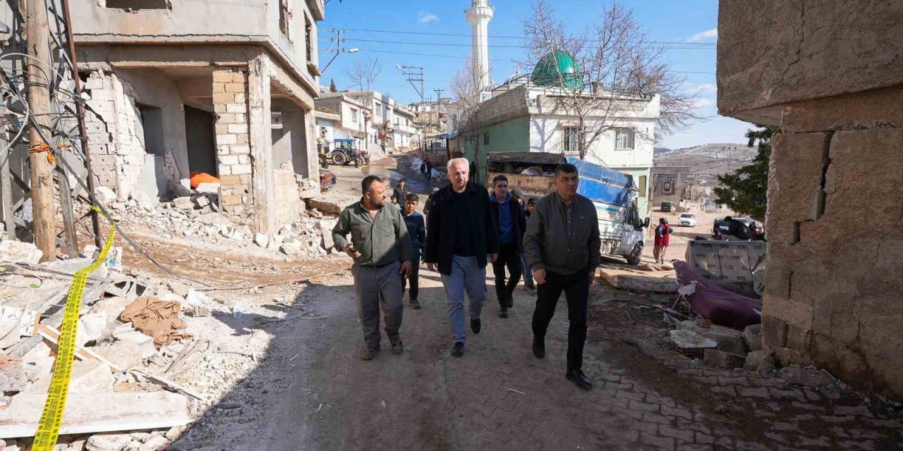 Fadıloğlu: “En kısa sürede vatandaşlarımızın kalıcı barınma noktaları tesis edilmiş olacak”