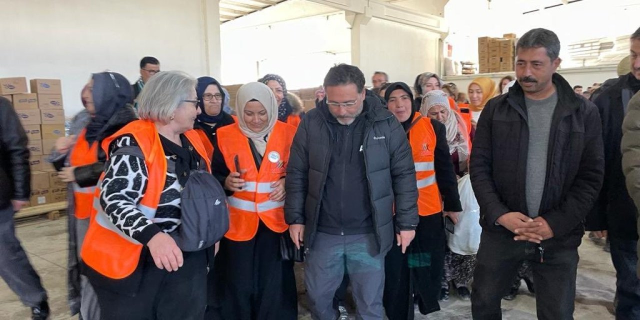 Kadın Kooperatiflerinin üyeleri Vali Çiçek’i Elbistan’da ziyaret etti