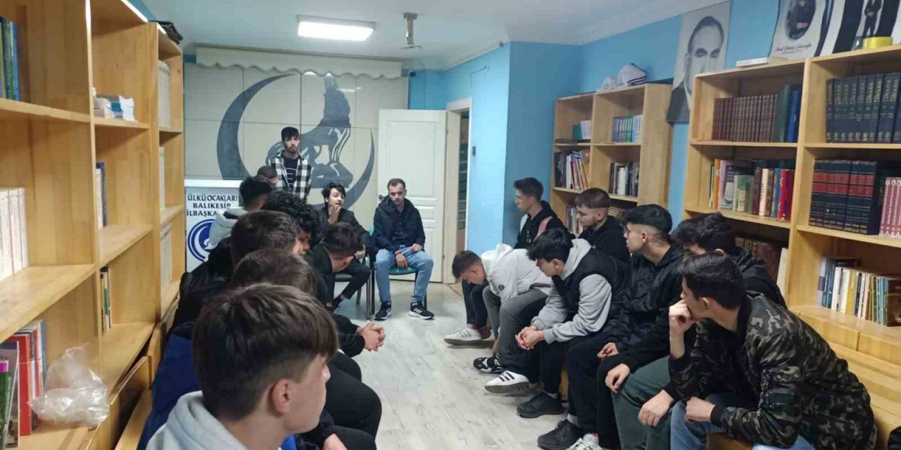 Gençlere deprem eğitimi