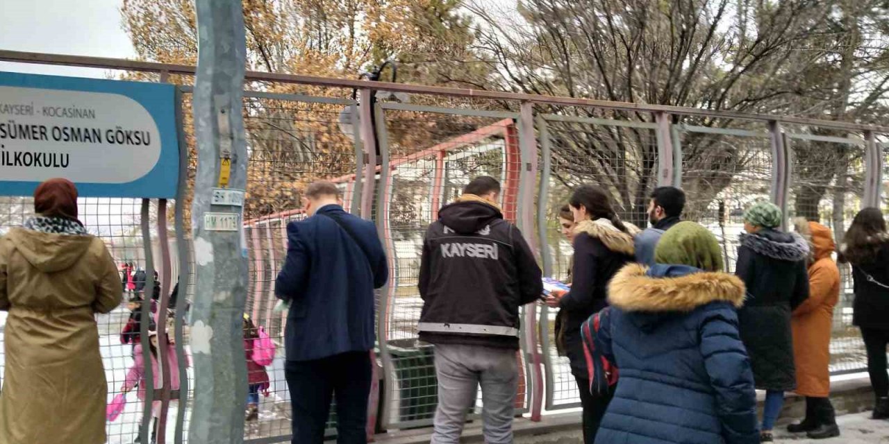 Narkotik Polisinden Okullarda Denetim