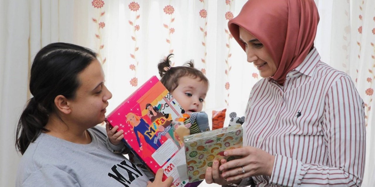 Afyonkarahisar’da 11 bine yakın depremzede aile misafir ediliyor