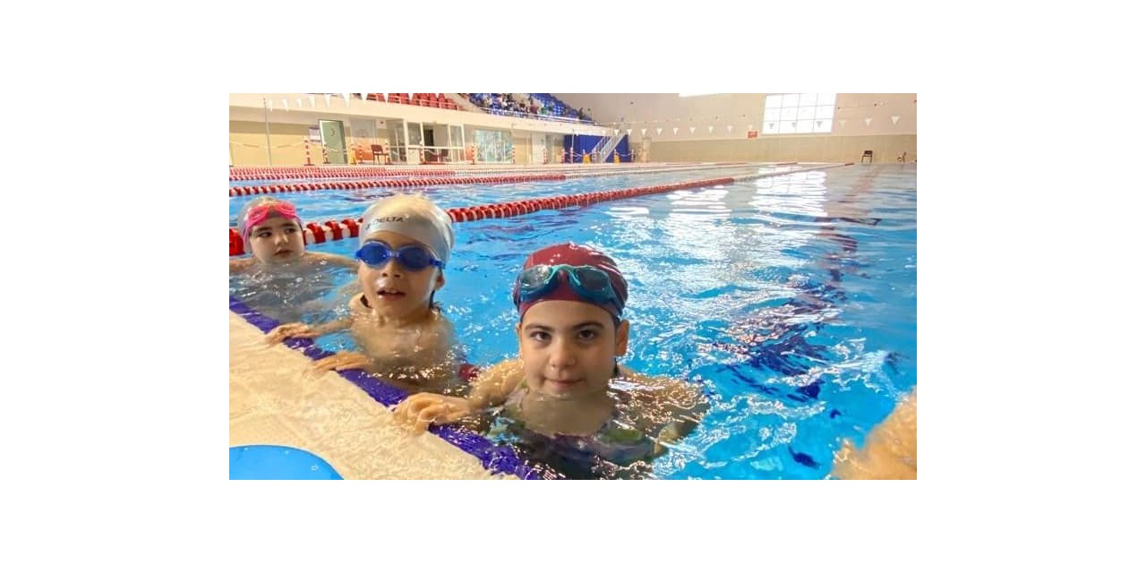 Aydın’da çocuklar yüzme öğrenmeye devam ediyor