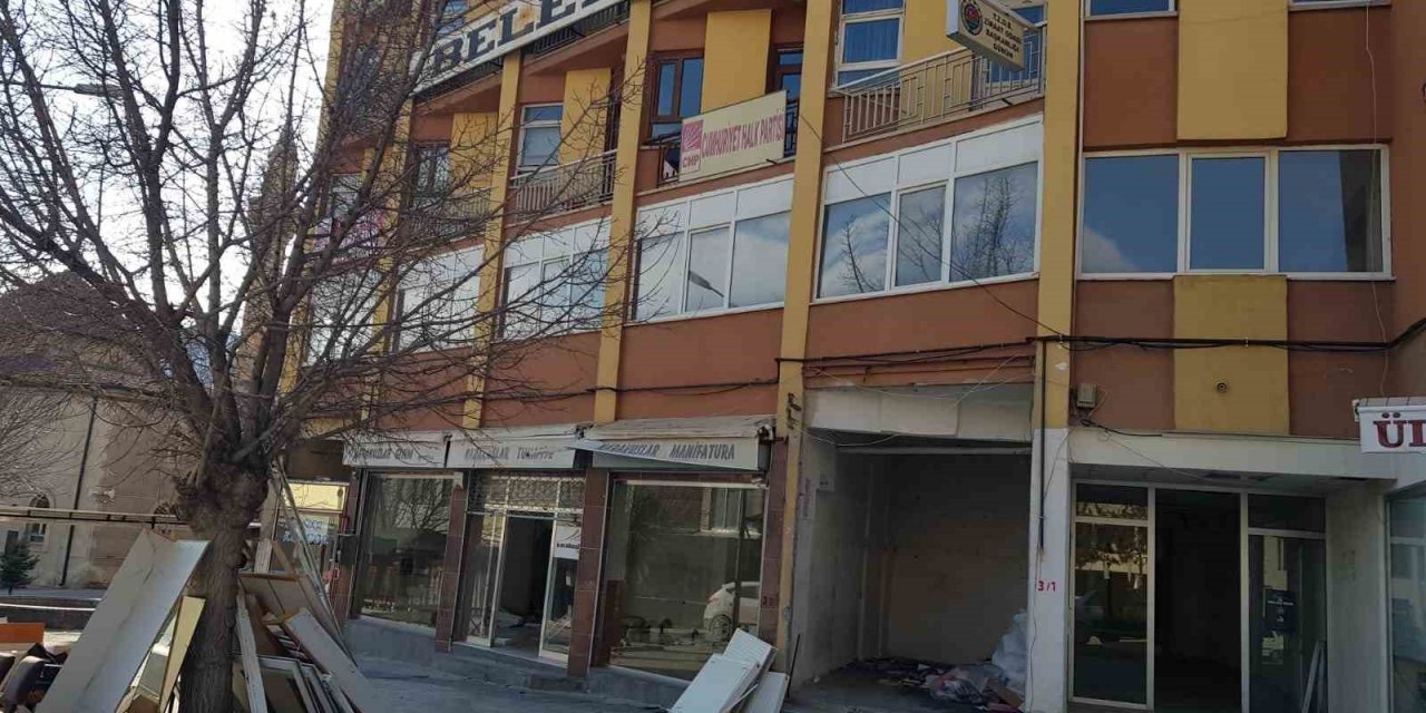 Gürün’de belediye binası taşınıyor