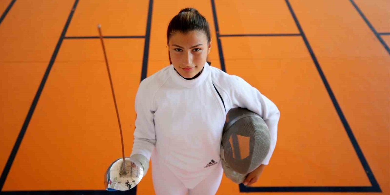 Gümüş kız Nisanur