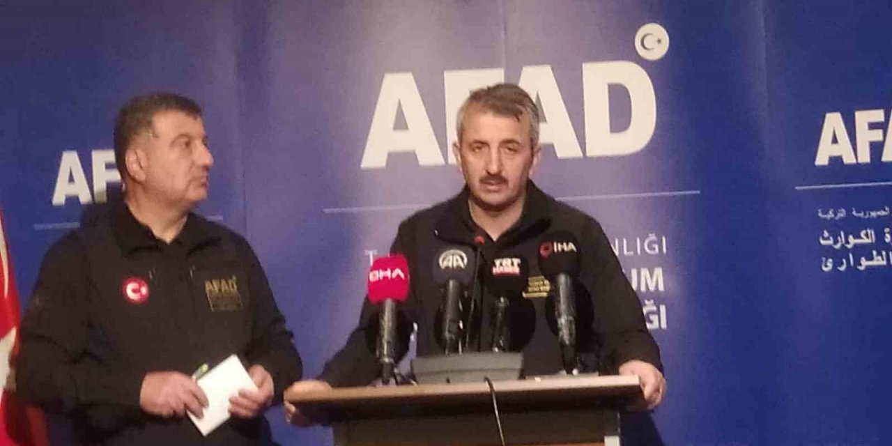 AFAD Başkanı Sezer: “Bize ulaşan bilgiye göre 1 vatandaşımız hayatını kaybetmiş durumda. 69’a yakın yaralımızda hastanelere sevk edildi”