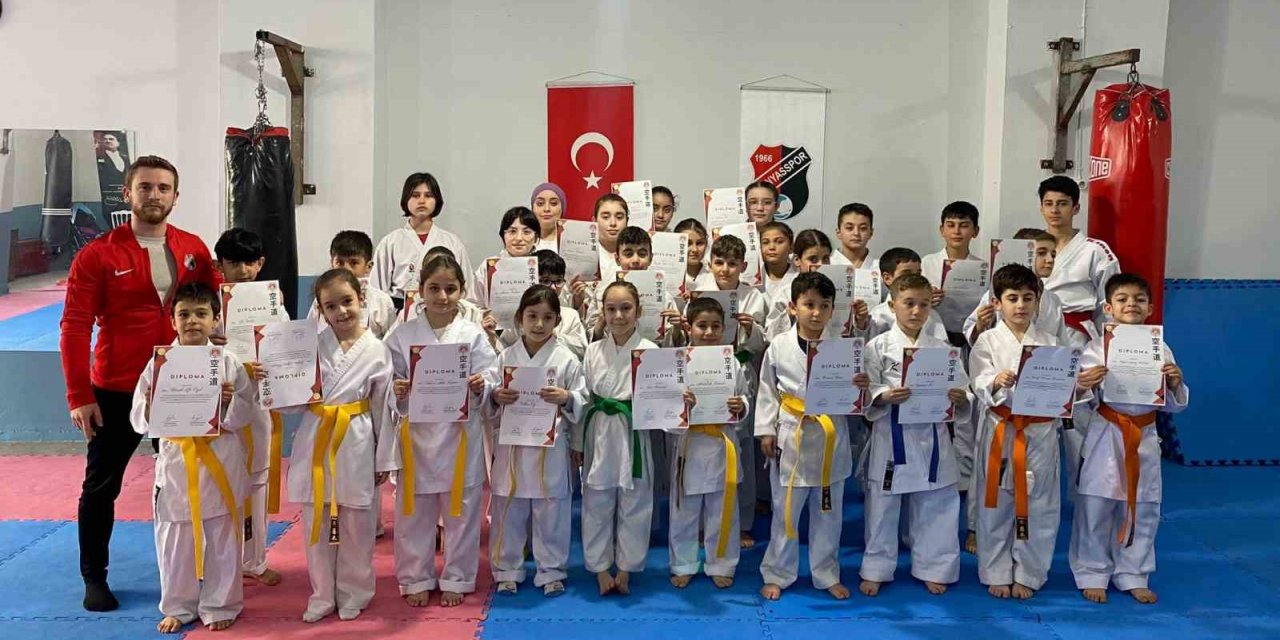 Karate kuşak sınavı yapıldı