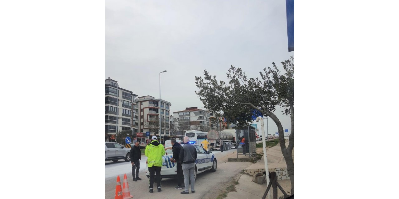 Bandırma’da yola asit döküldü