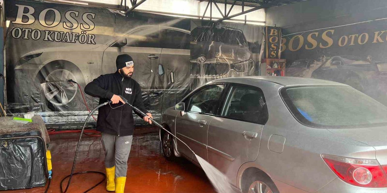 İstanbul’a yağmur beklenirken çamur yağdı