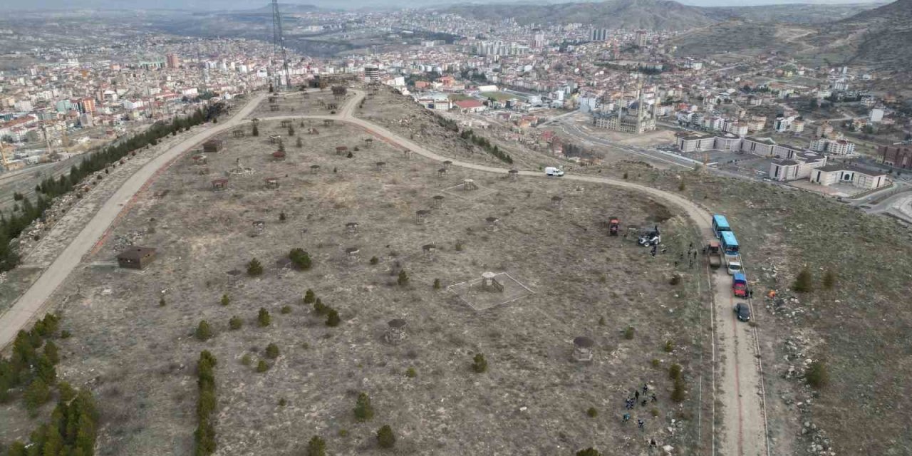 Kahveci Dağı’ndaki ’Nevşehir Kent Ormanı’ yenileniyor