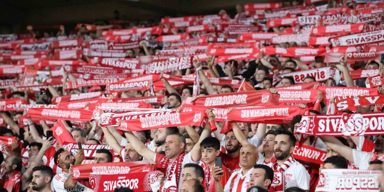 Fiorentina-Sivasspor maçının biletleriyle ilgili açıklama