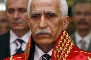 Yalçınkaya'dan başörtüsü açıklaması