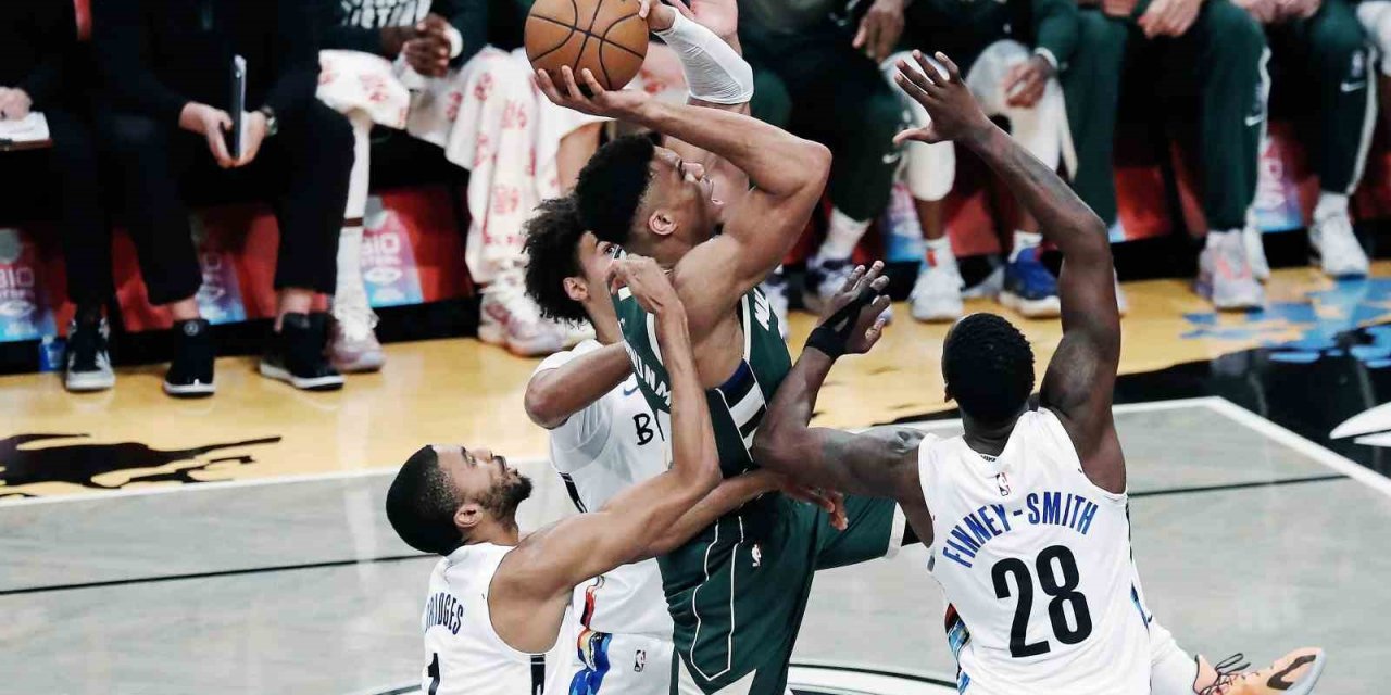 Milwaukee Bucks, üst üste 15. maçını kazandı