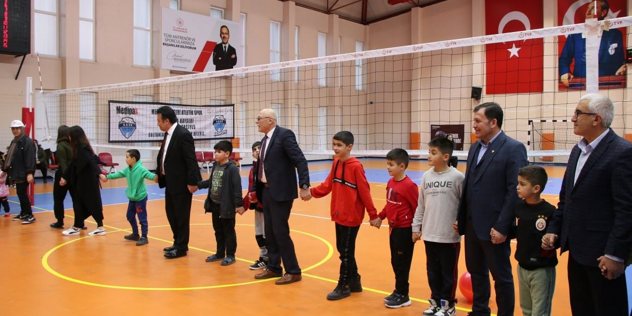 Depremzede çocuklara psikolojik destek