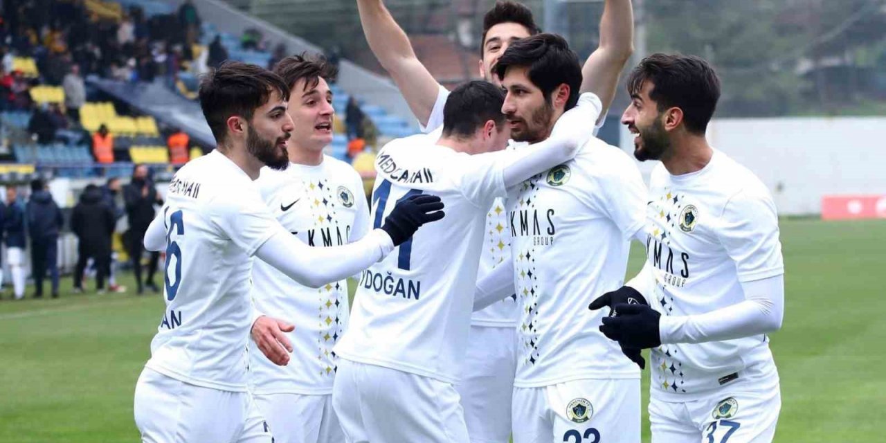 Menemen FK, galibiyet serisini 4’e çıkarmak istiyor