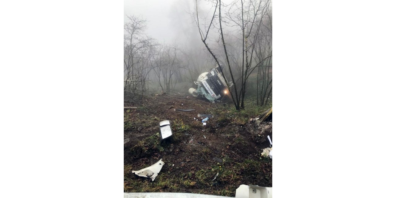 Beton mikseri fındık bahçesine yuvarlandı: 1 yaralı