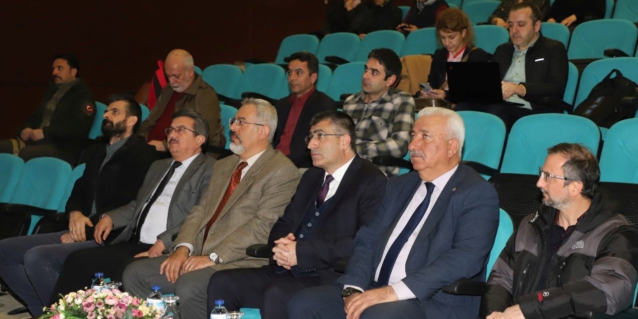 NEVÜ’de Tüm Öğrenenler İçin Dijital Eğitimi İyileştirme (IDEAL) Projesi paydaş bilgilendirme toplantısı yapıldı