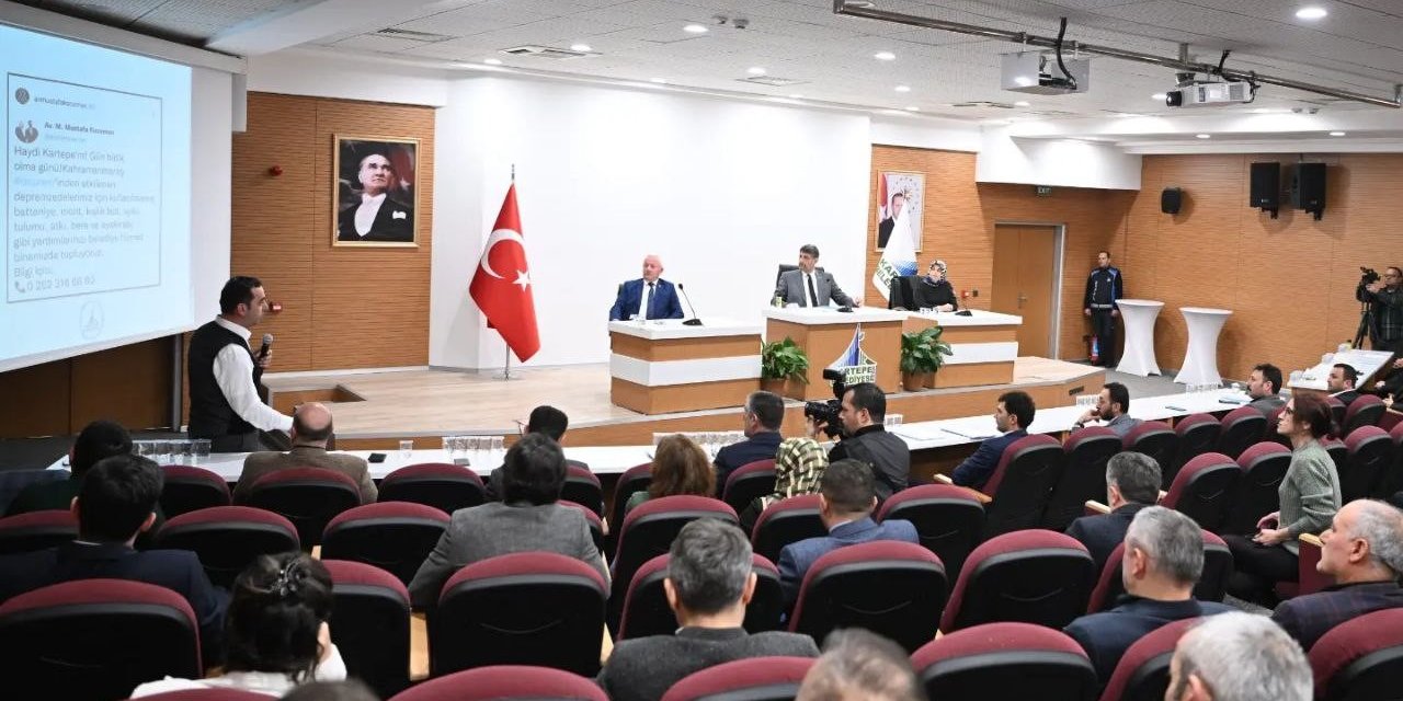 Mecliste depremde yaşamını yitirenler anıldı