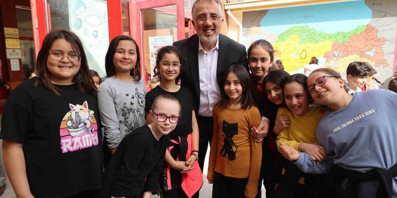 Nevşehir Belediyesi’nden 51 bin kitap  bağışı