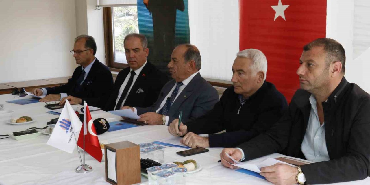 Müteahhitler Birliği Başkanı Çakıroğlu: "Tek suçlu müteahhitler değil, ruhsat veren yerel yönetimler de sorumlu"