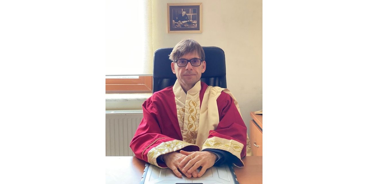 NEVÜ’de profesör ataması yapıldı