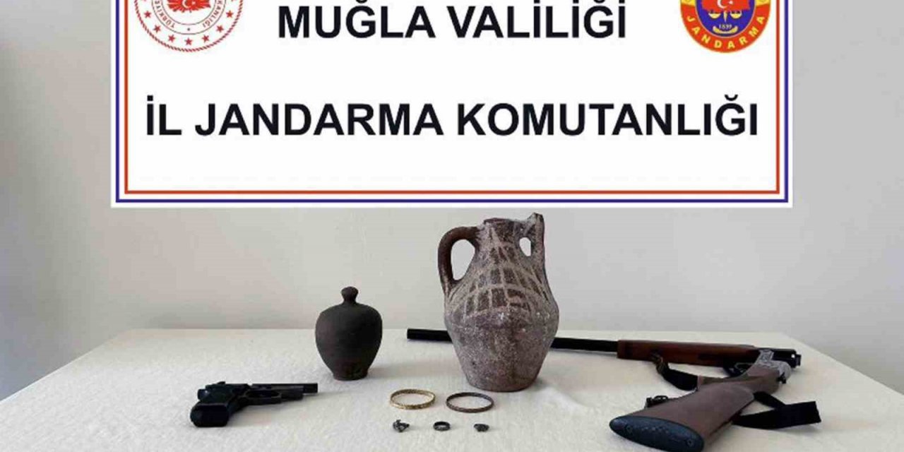 Tarihi eserleri satamadan yakalandılar