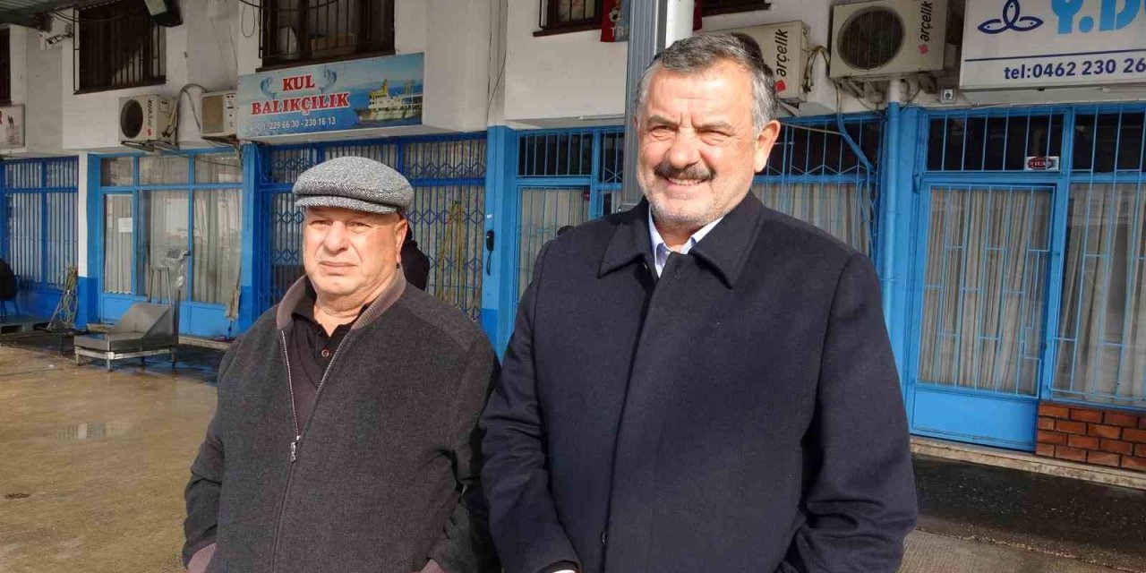 Balık gelmeyince toptancı balık hali boş kaldı