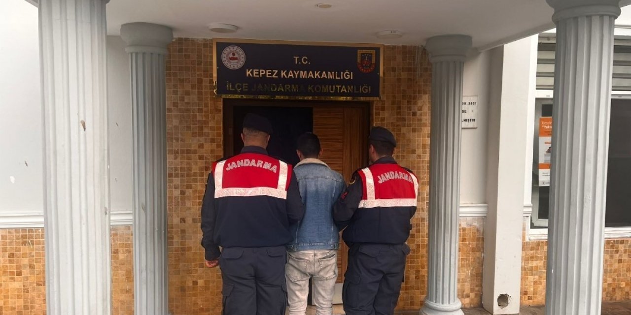10 yıl hapis cezasıyla aranan zanlı yakalandı