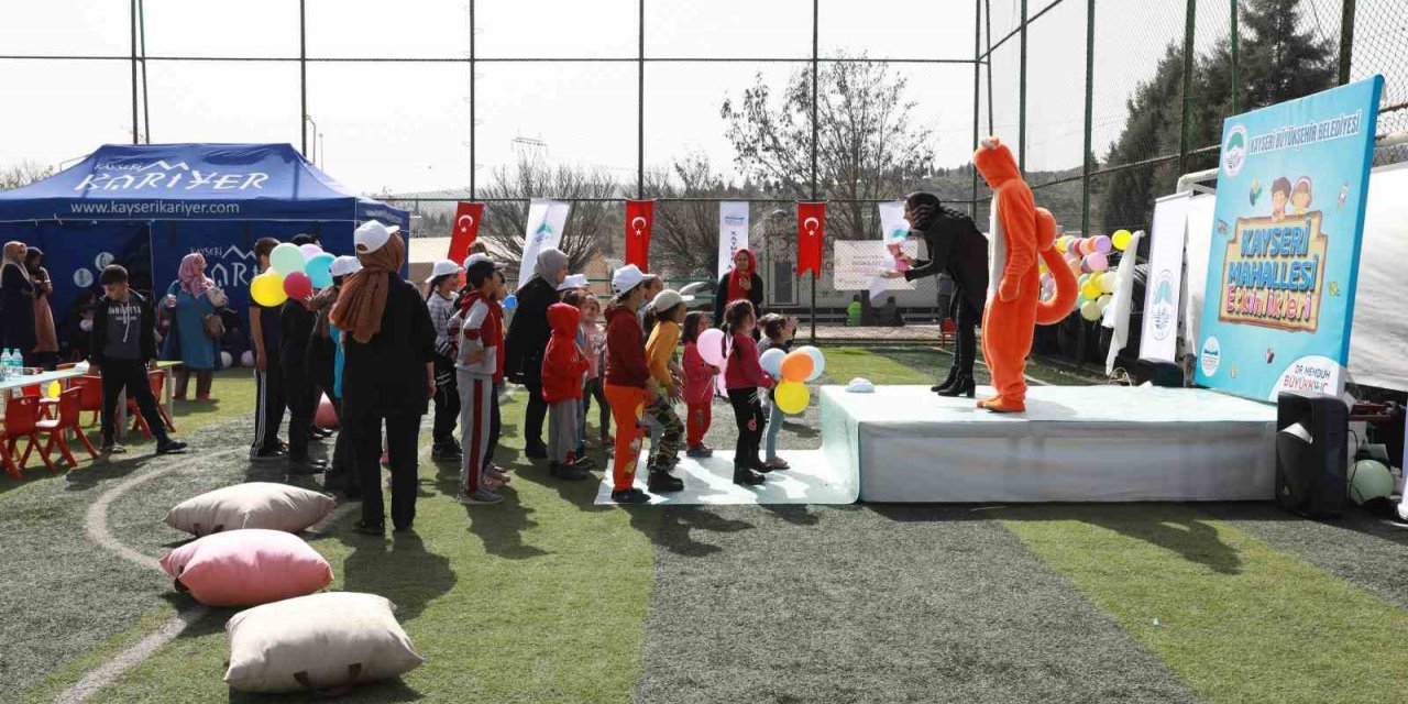 Büyükşehir’in Kayseri Mahallesi Etkinliğine Cumhurbaşkanı Tatar katıldı