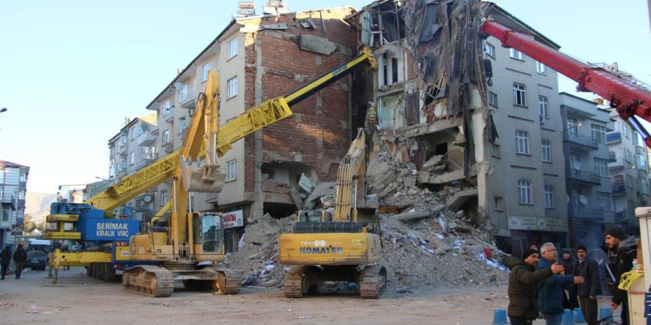 Elazığ’da çöken apartmanın betonarme projesini yapan sanığa 3 yıl mesleği yapmama cezası