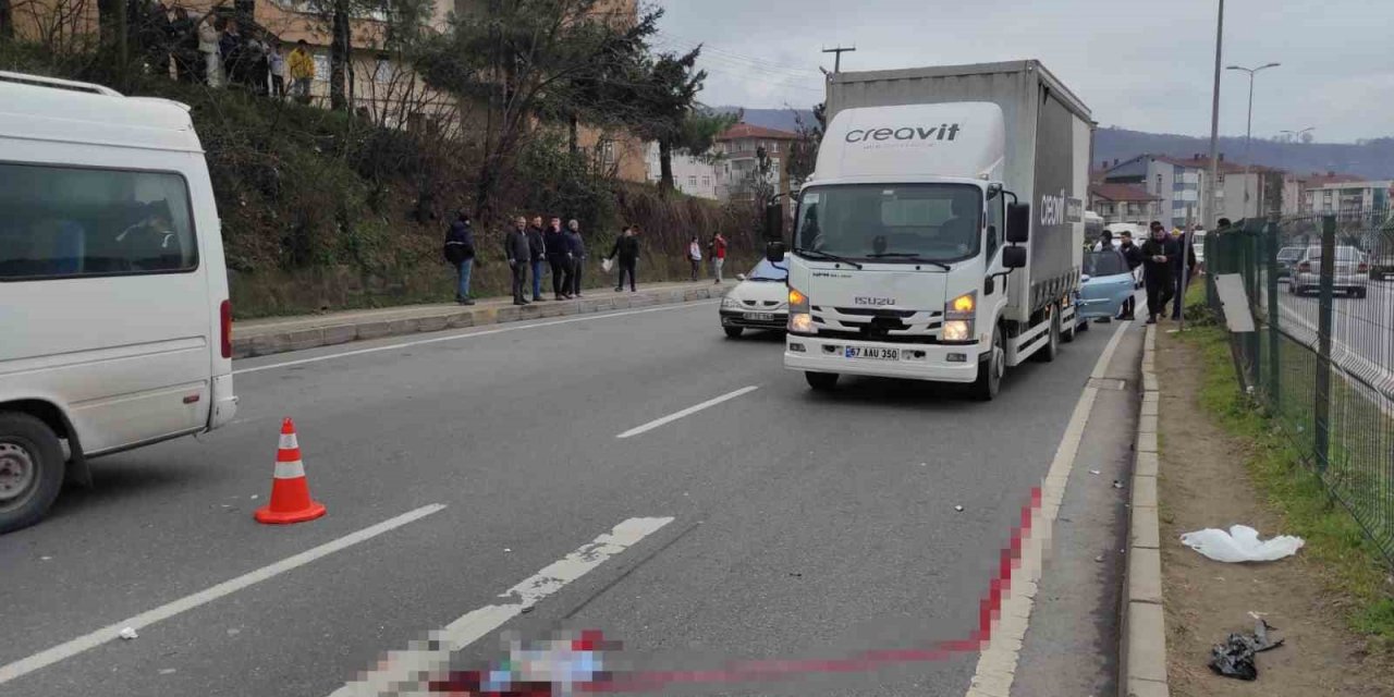 Kamyonetin çarptığı yaşlı adam ağır yaralandı