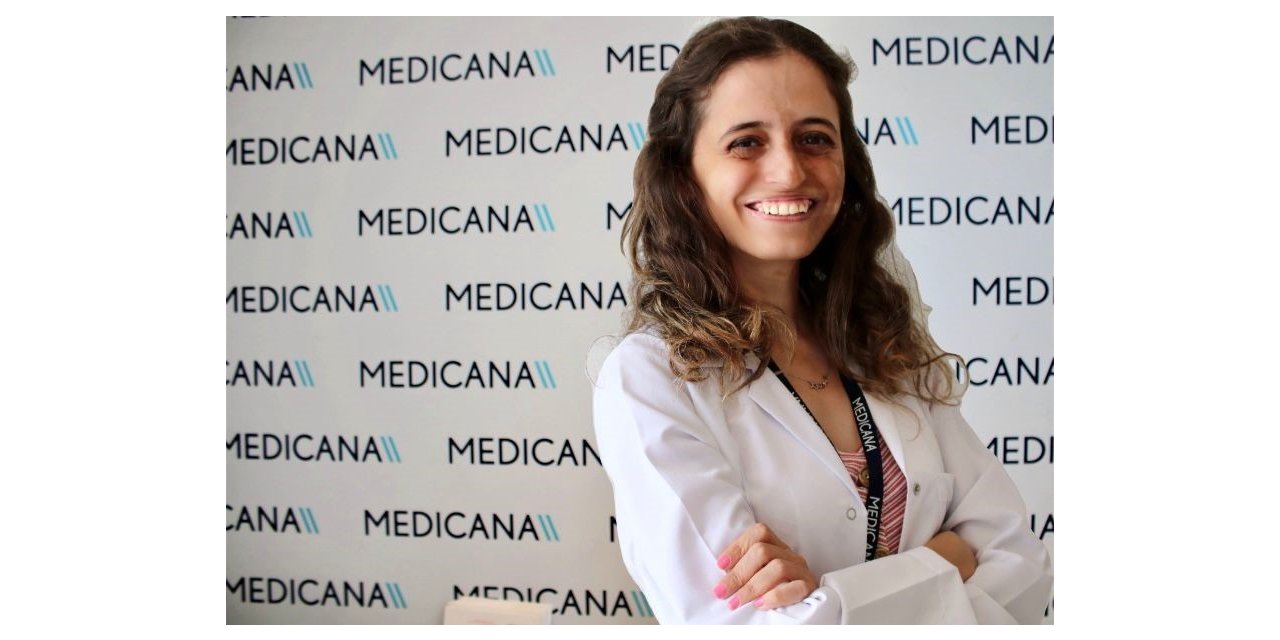 Kepçe kulak estetiği