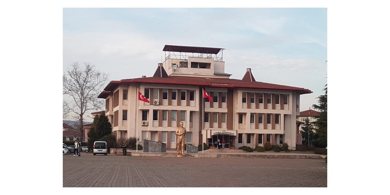 Kaymakamlıkta odasında ölü bulundu