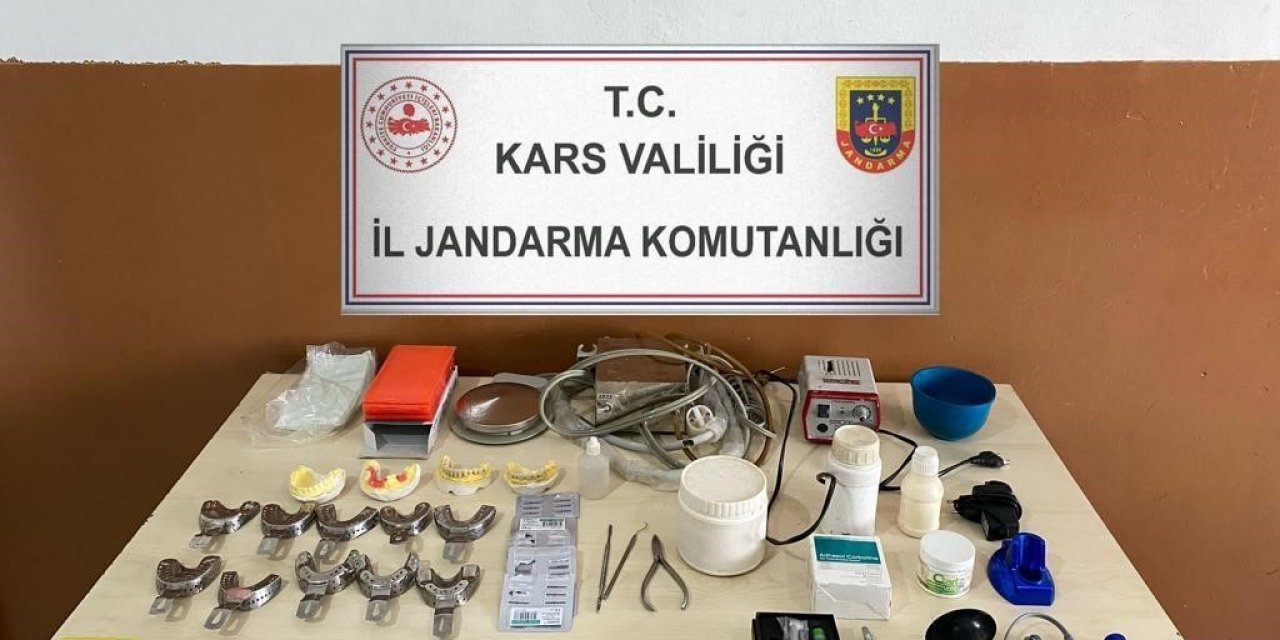Kars’ta jandarma ekipleri sahte diş doktorunu yakaladı