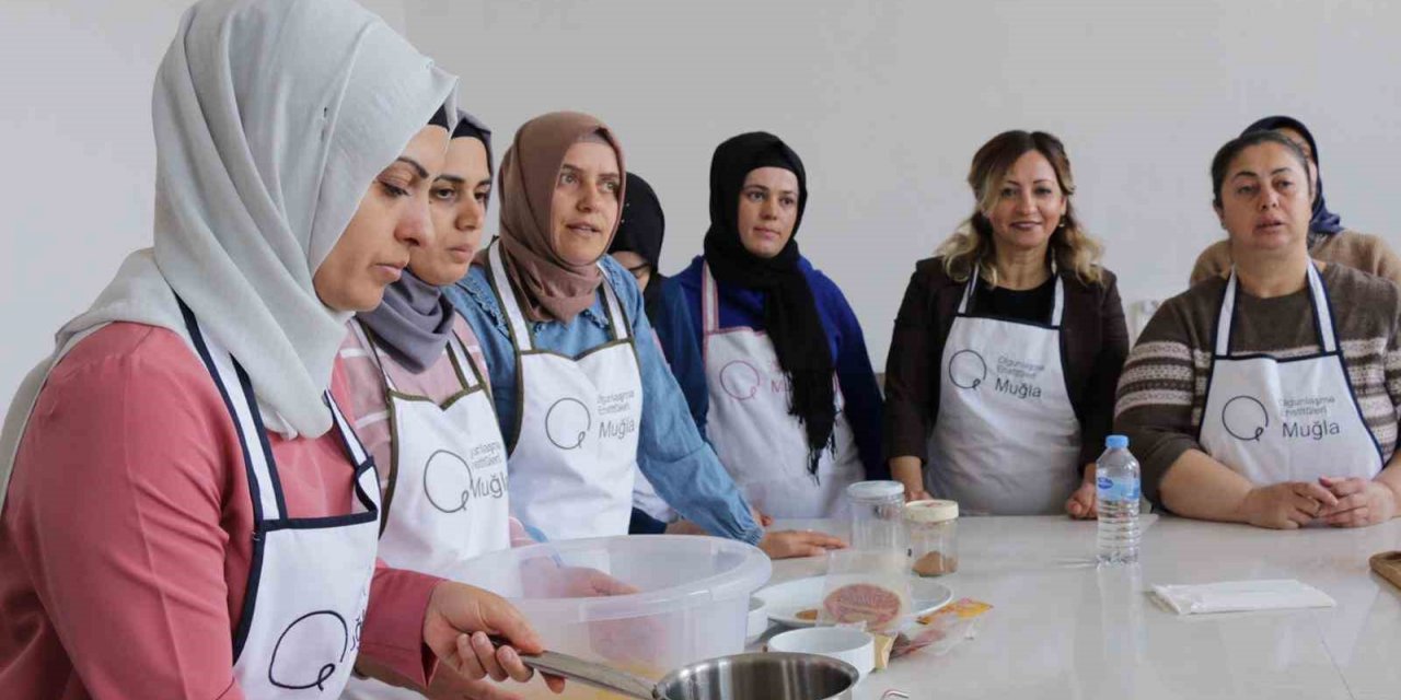 Muğla’da depremzede kadınlar için moral etkinliği düzenlendi