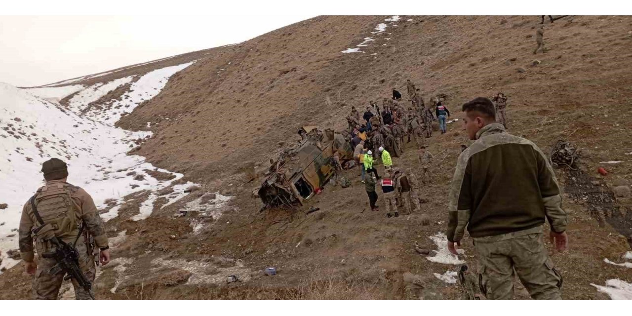 Askeri araç kontrolden çıktı, bazı askerler yaralandı
