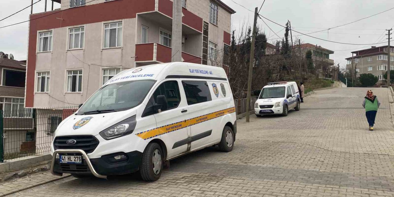 Silahla başından vurulmuş halde bulunmuştu, hayatını kaybetti