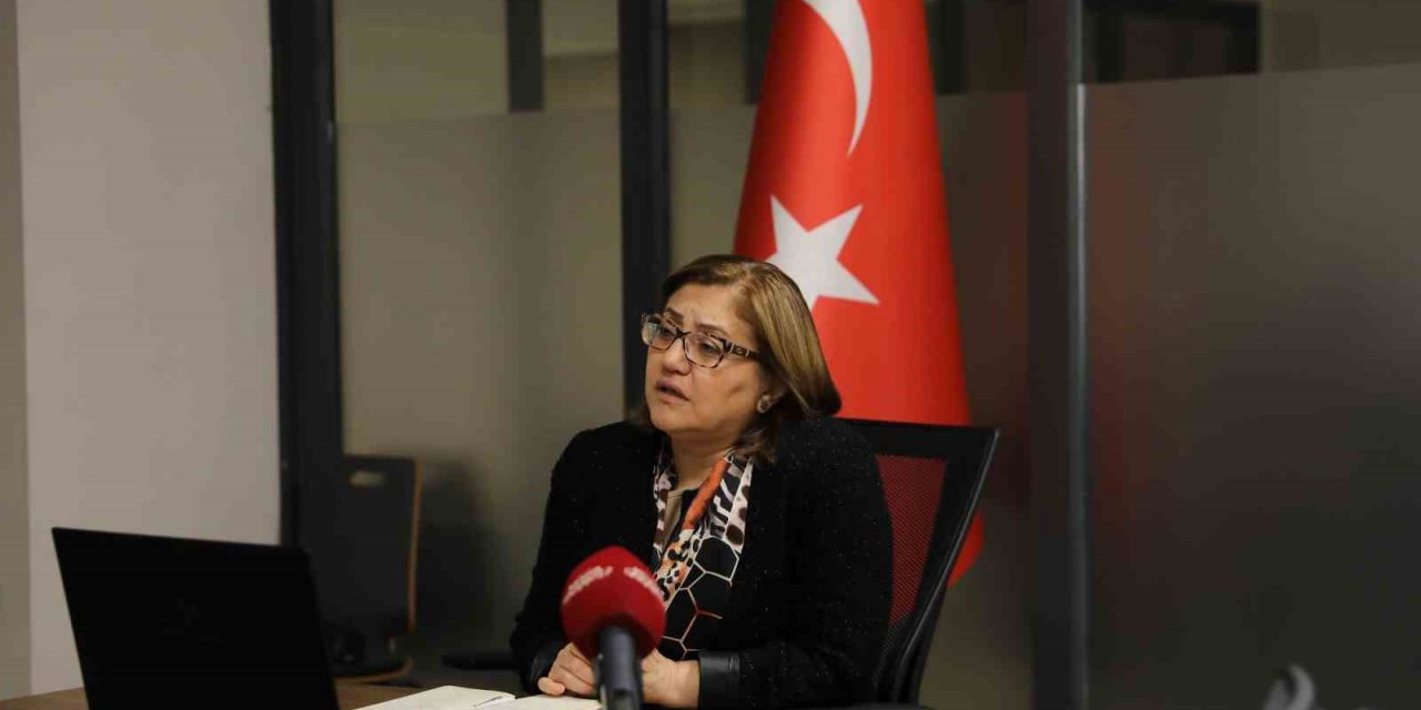 Şahin, kadın akademisyenlerle görüştü