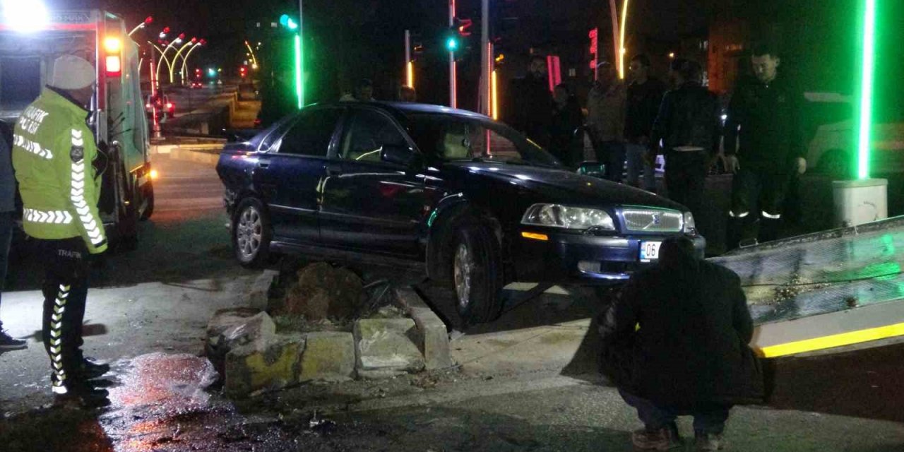 Uşak’ta zincirleme trafik kazası: 5 yaralı