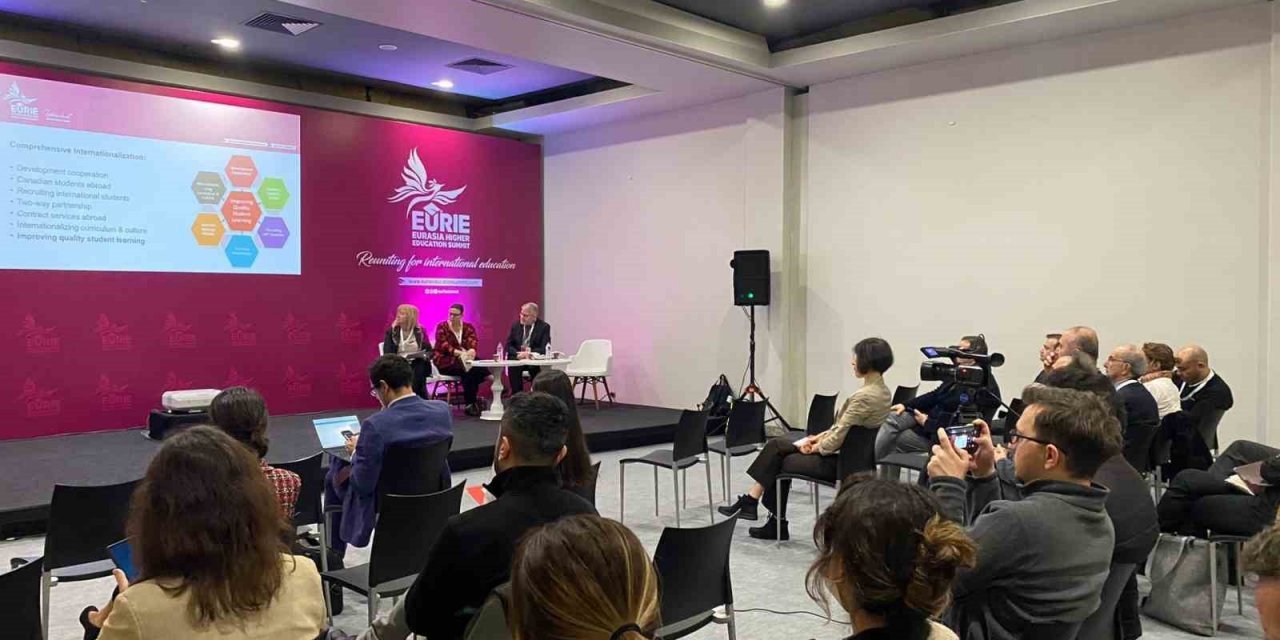 Uluslararası platformda Türkiye’nin deprem gerçeği ele alındı