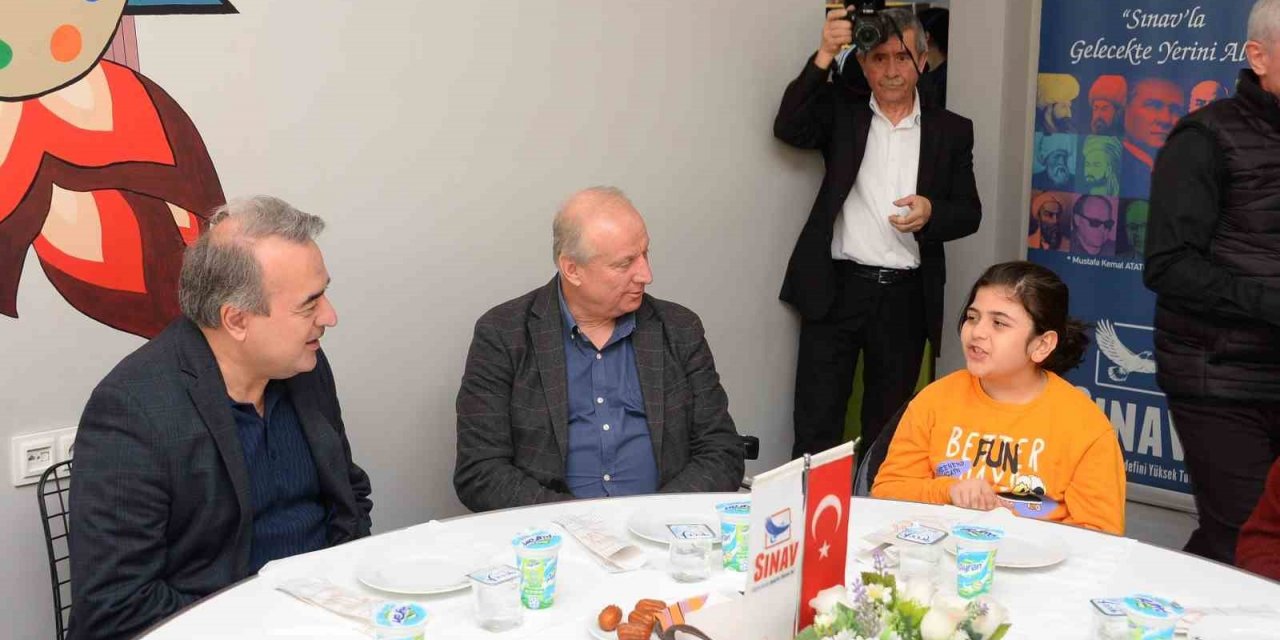 Başkan Yardımcısı Mahmut Fındık depremzede öğrenciler ve aileleriyle bir araya geldi