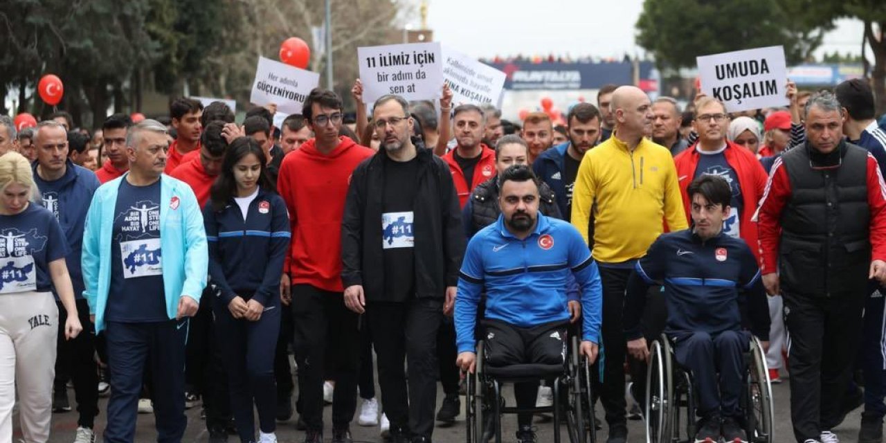 Bakan Kasapoğlu: "Spor, birleştiren bir olgu"