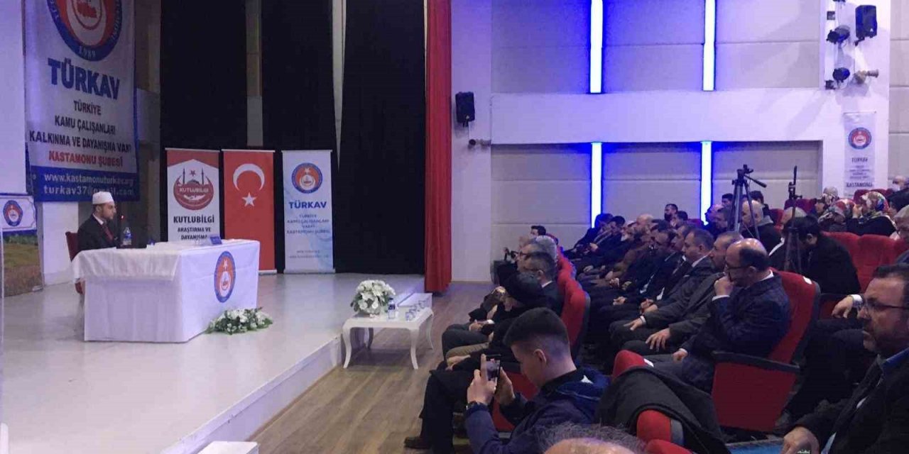 Mehmet Feyzi Şallıoğlu, düzenlenen konferansta anıldı