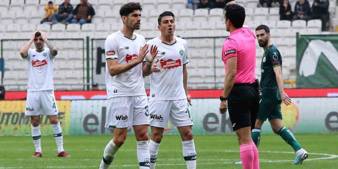 Spor Toto Süper Lig: Konyaspor: 0 - Giresunspor: 0 (İlk yarı)