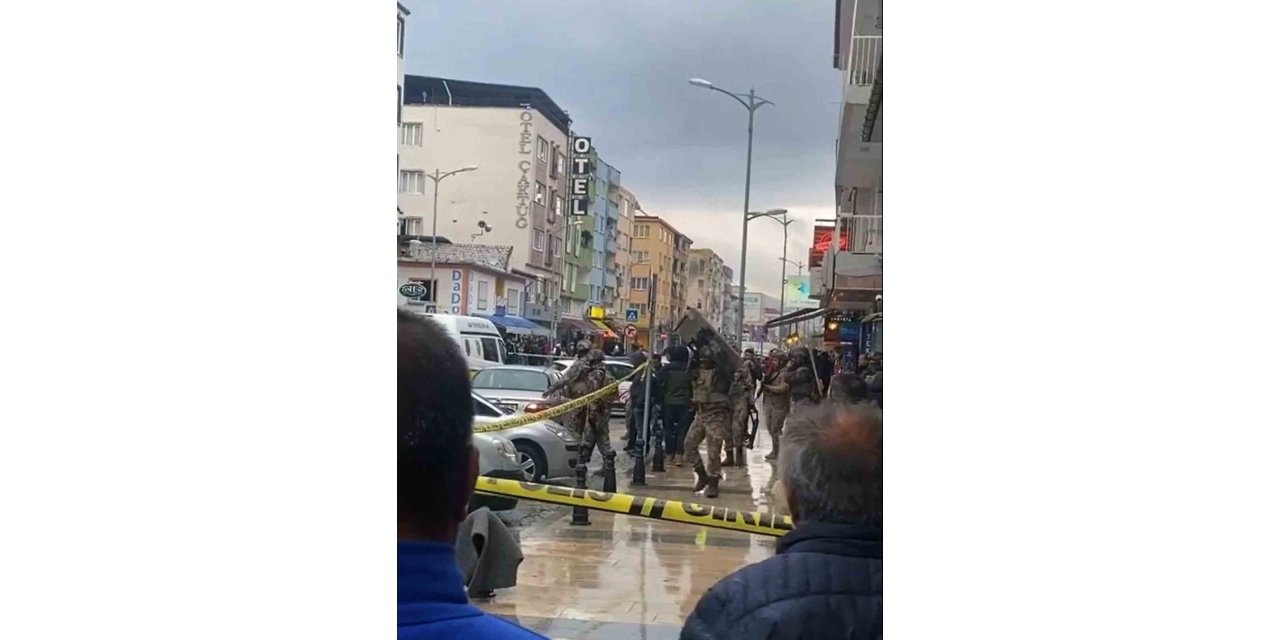 Silah sesleri polisi alarma geçirdi