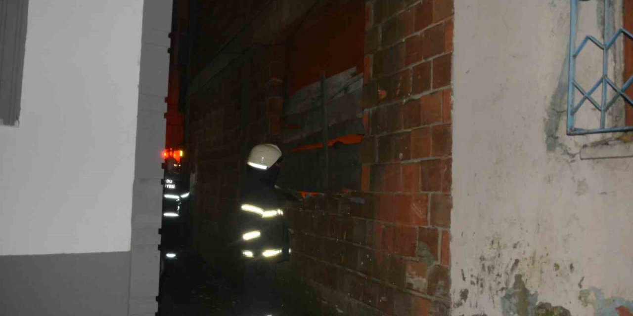 Ordu’da metruk binada çıkan yangın korkuttu